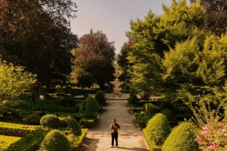 Breno num caminho do Jardim Botânico